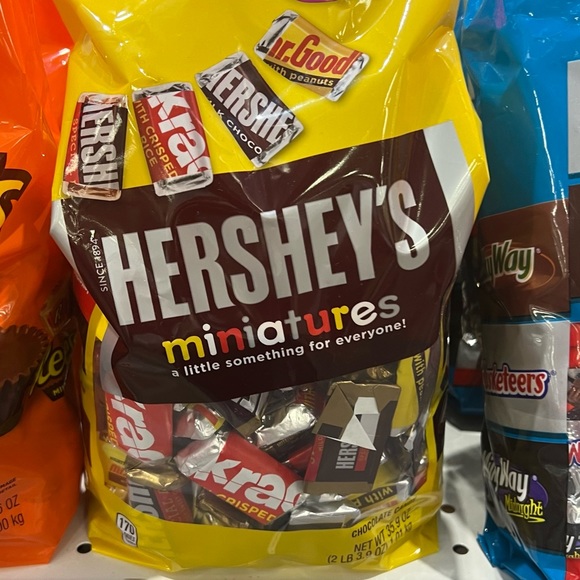 Las Vegas Aritzia - Picture 5 of 13